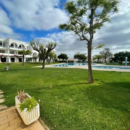 Apartament Title E Title - Oura *