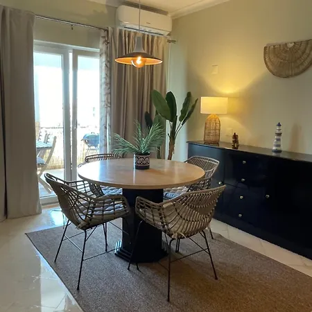 Apartment Title E Title - Oura *