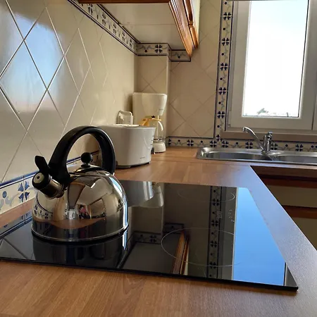 Title E Title - Oura Apartment