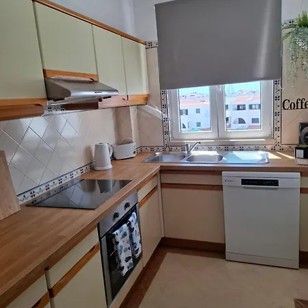 Title E Title - Oura Albufeira