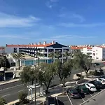 Title E Title - Oura Apartmán